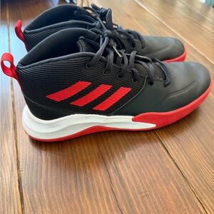 Adidas Own The Game Shoes Boys Size 6 Red Black Excellent Condition Like New
